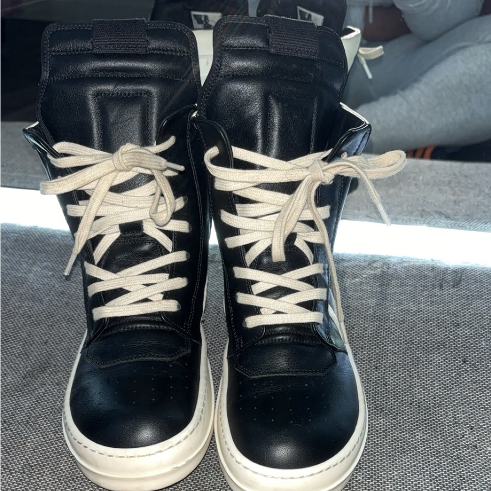 Rick Owen’s kids size 4 only wore once